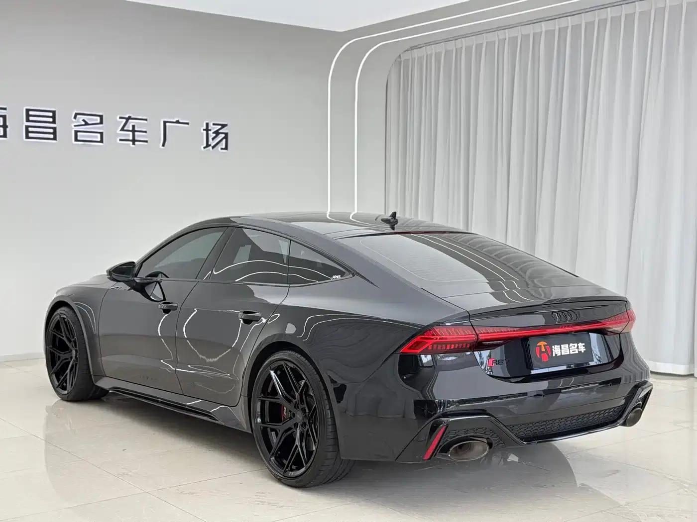 2022 Audi RS 7 RS 7 4.0T Sportback — миниатюра 7