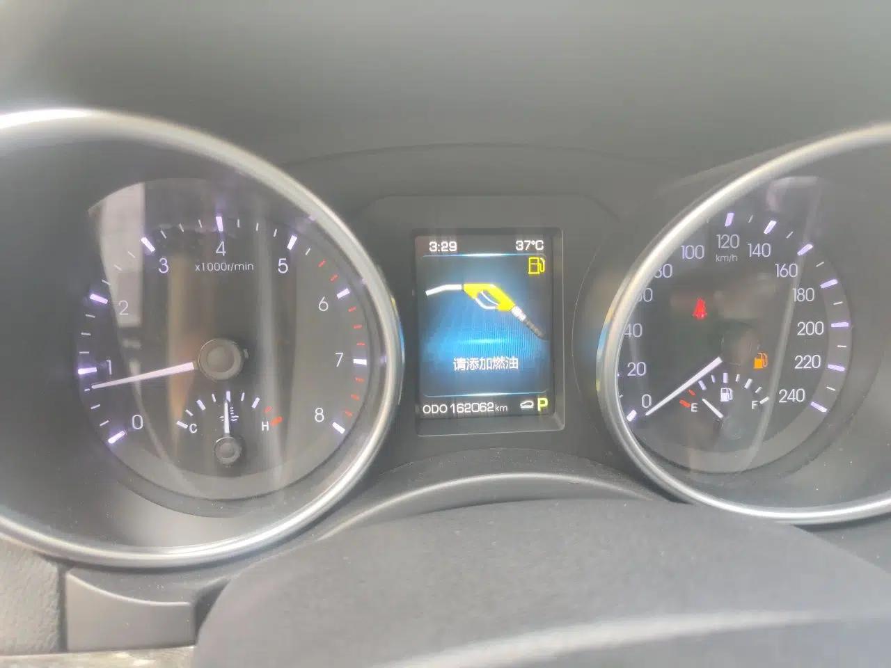 Haval H8 2015 2.0T Two-Wheel-Drive Luxury Version — миниатюра 11