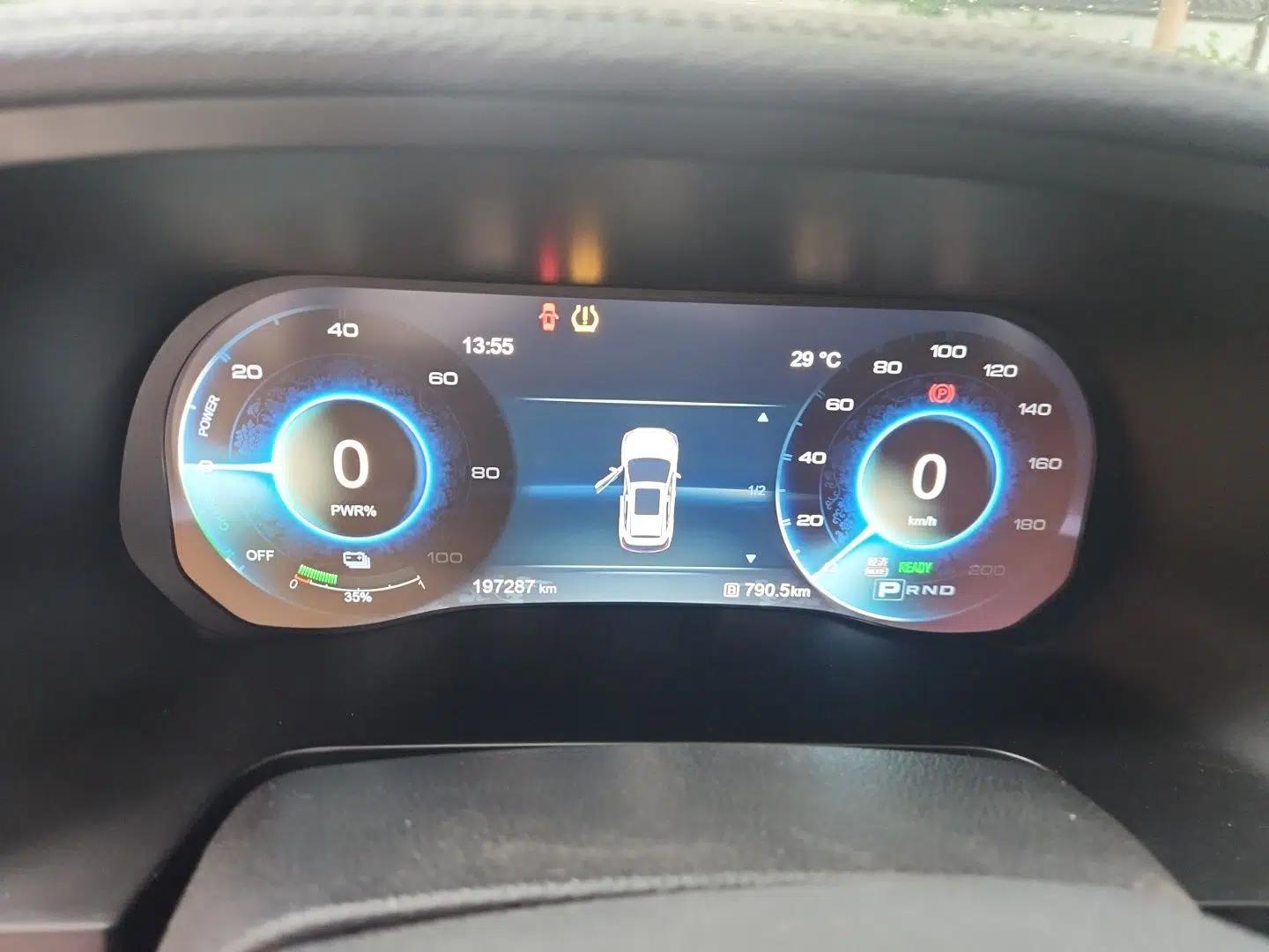 Hongqi E-HS3 2019 Zhilian Qiyue Two-Wheel Drive Version — миниатюра 11
