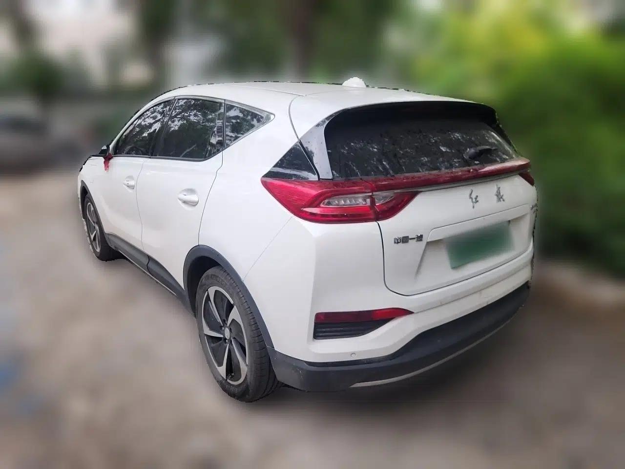 Hongqi E-HS3 2019 Zhilian Qiyue Two-Wheel Drive Version — миниатюра 4