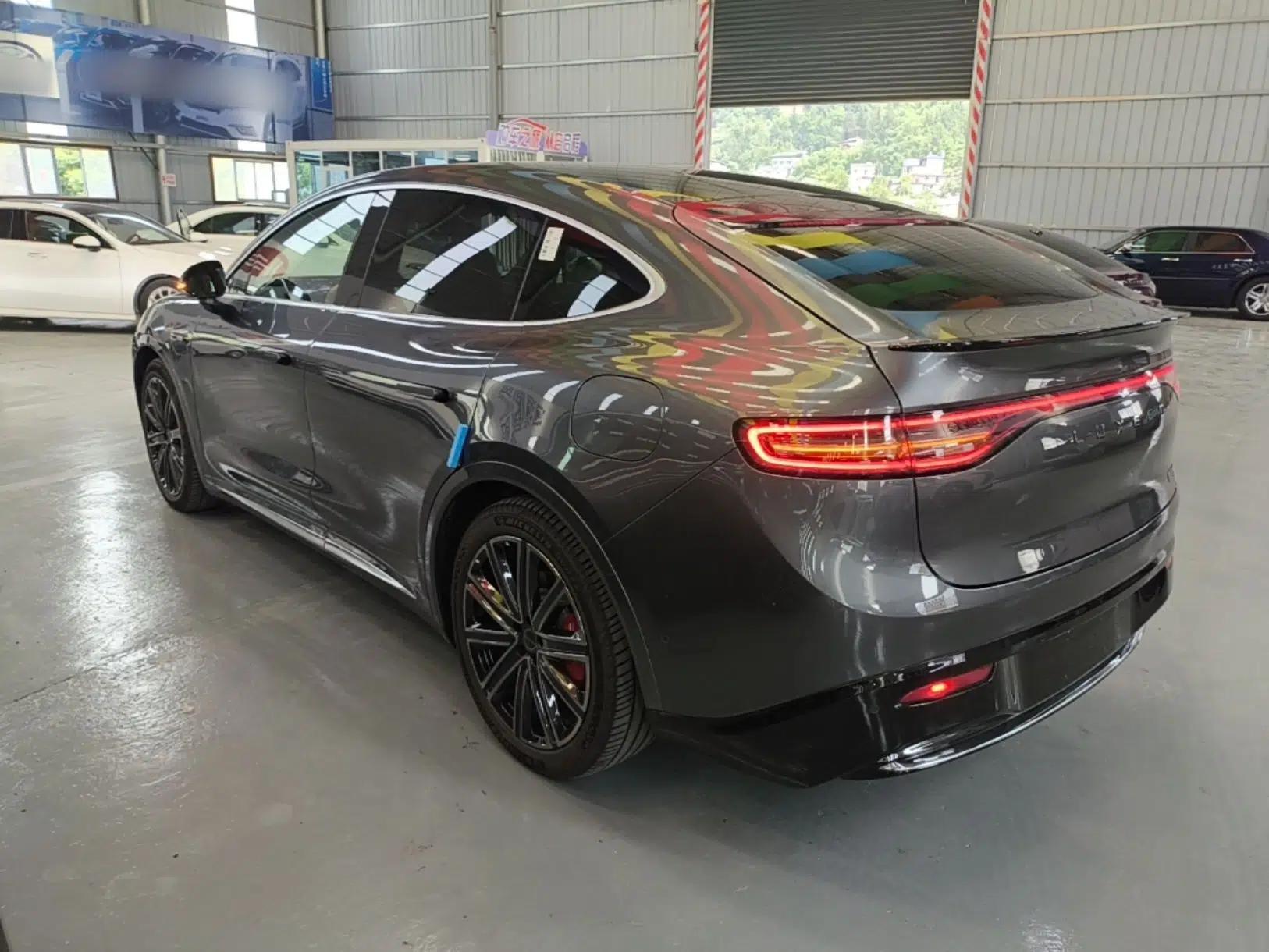 Hima Luxeed R7 2025 Extended-Range 331km Ultra — миниатюра 4