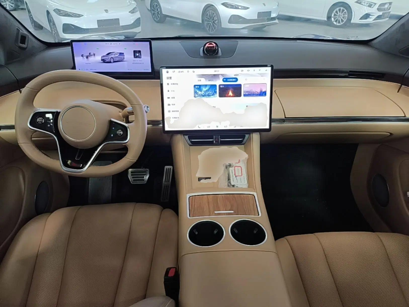 Hima Luxeed R7 2024 All-Electric 802 km Max — миниатюра 12