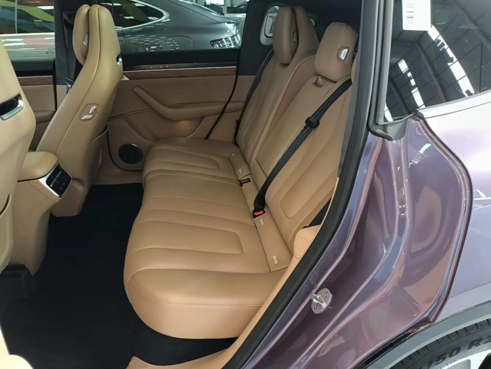 Hima Luxeed R7 2024 All-Electric 802 km Max — миниатюра 20