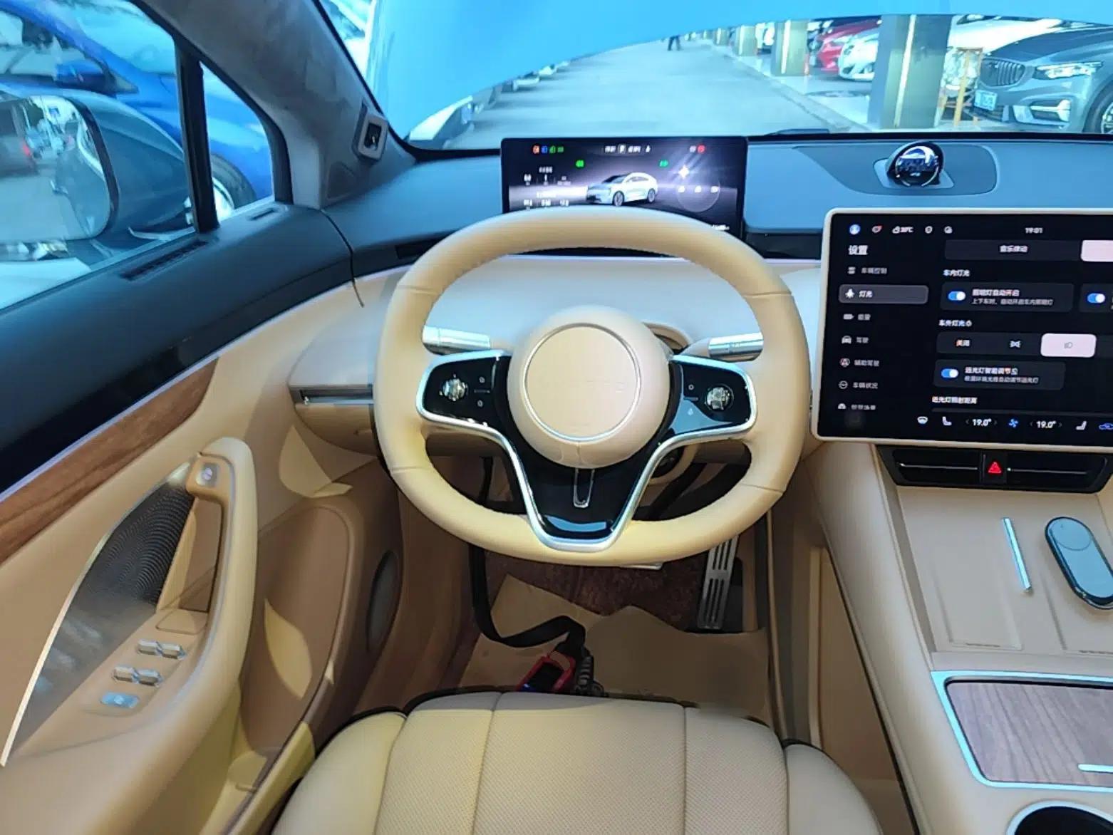 Hima Luxeed R7 2024 All-Electric 667 km Max — миниатюра 13