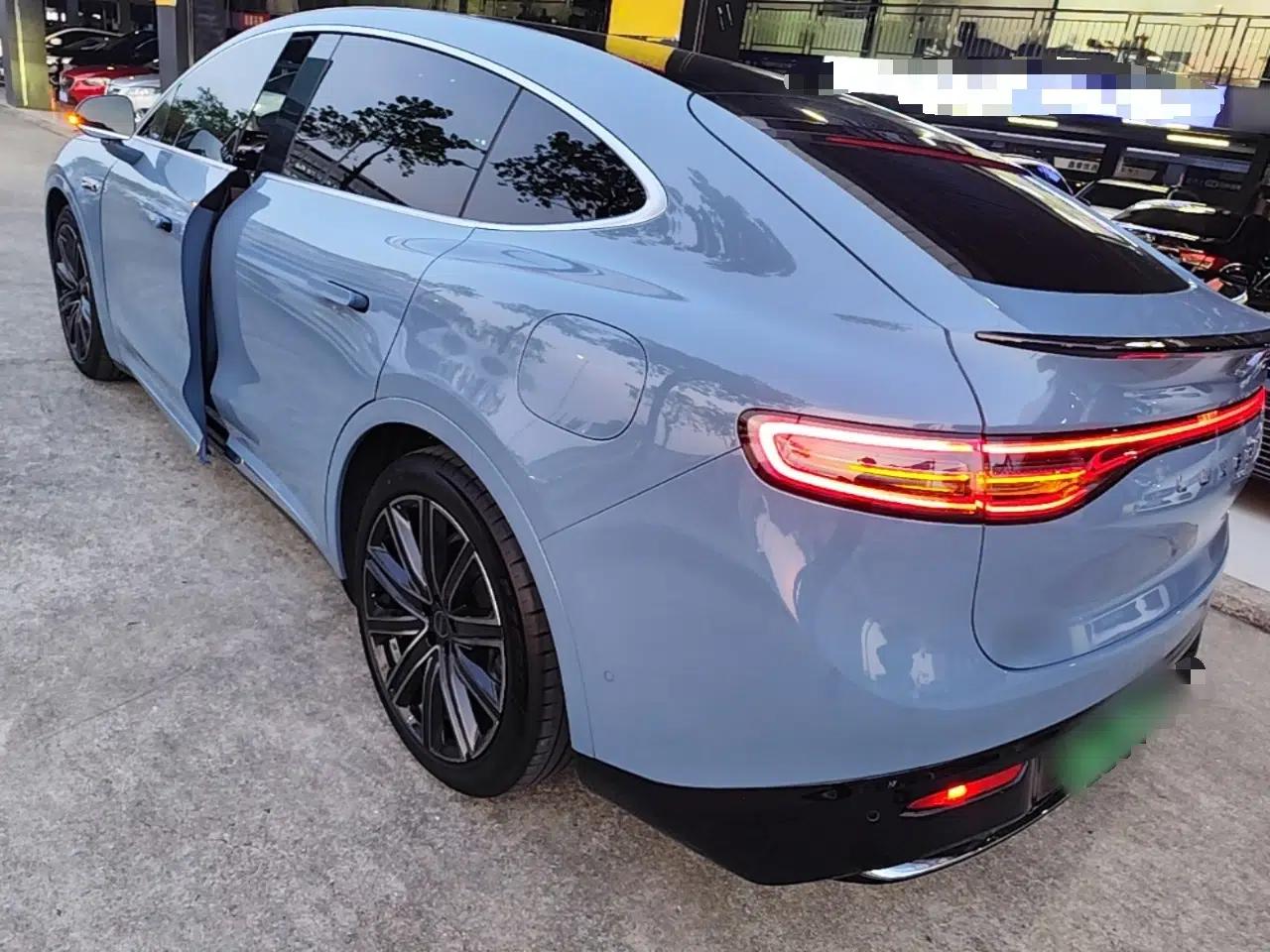 Hima Luxeed R7 2024 All-Electric 667 km Max — миниатюра 4