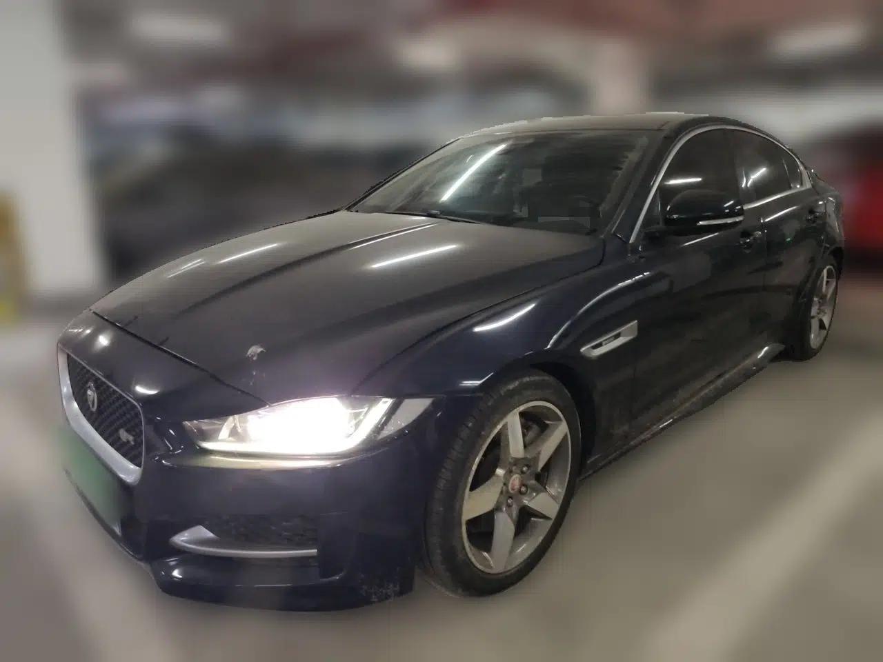 Jaguar XE 2015 2.0T 200 PS R-Sport — миниатюра 1