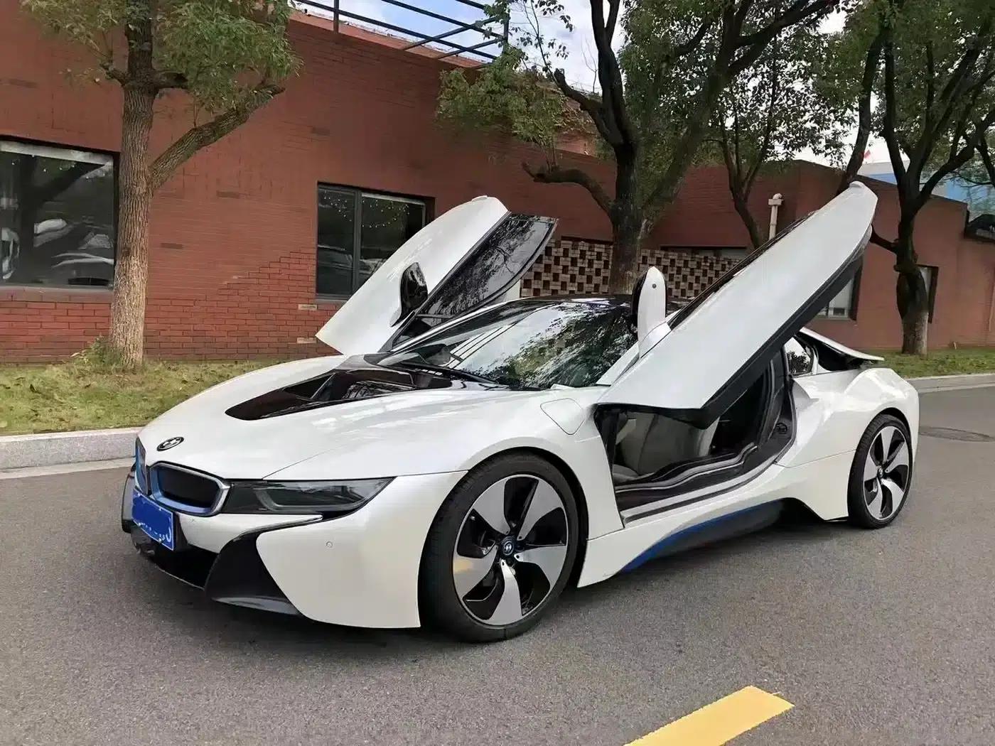 BMW i8 2014 Standard Edition — миниатюра 1