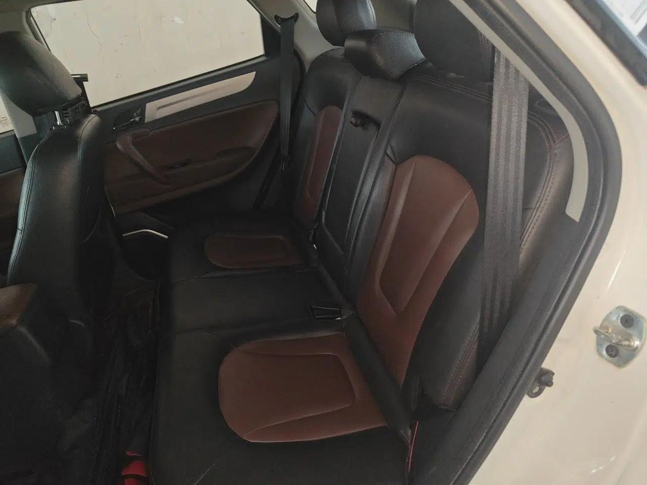 JAC Group Refine S5 2015 1.5T Automatic Elite Model — миниатюра 17