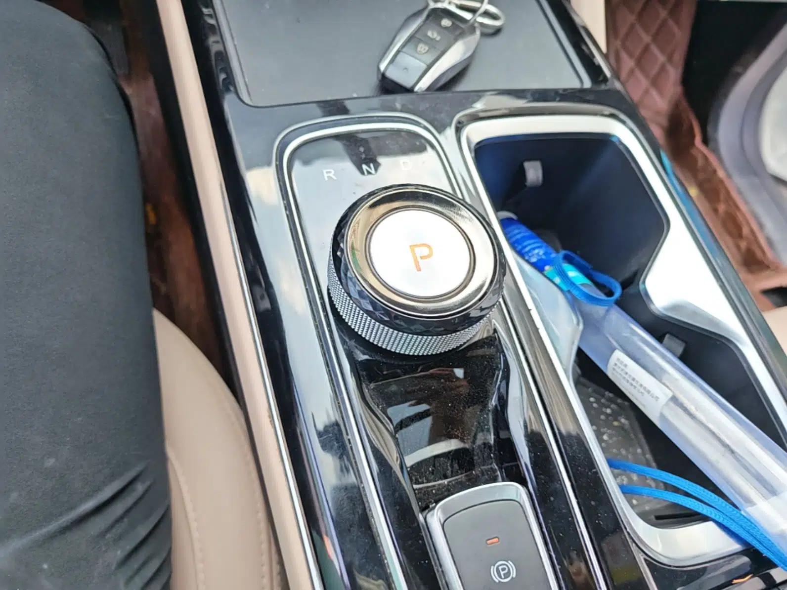 JAC QX PHEV 2023 120km Enjoyment Edition — миниатюра 16