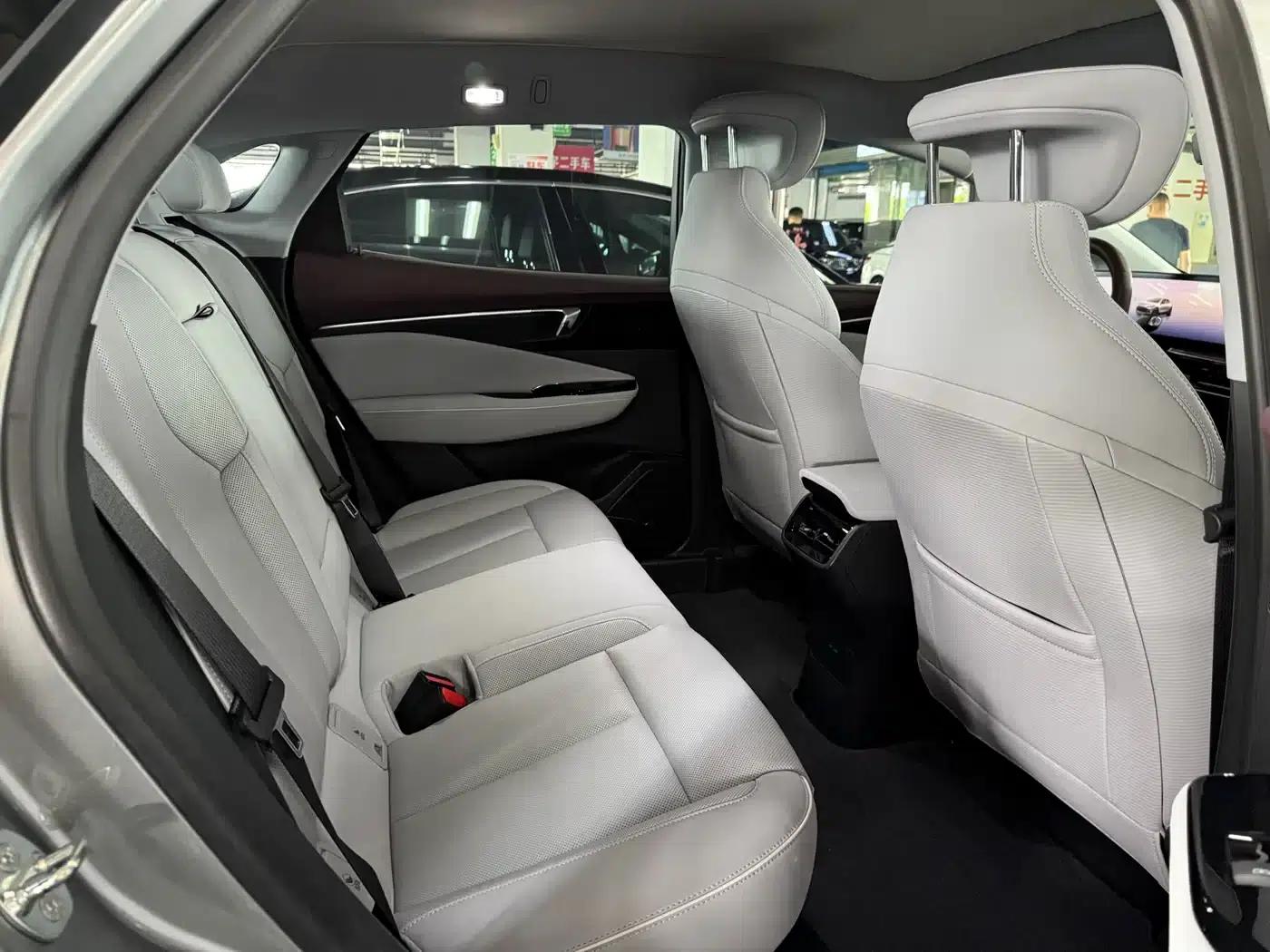 Buick E4 2023 GS Edition — миниатюра 11