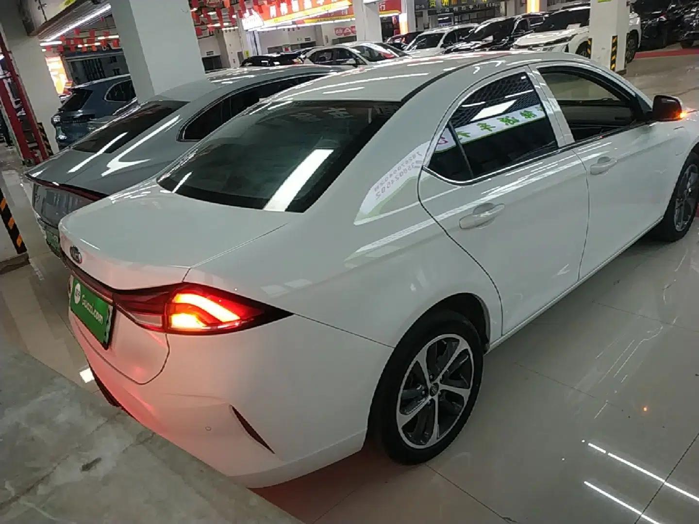 JAC Group iEVA50 2021 Battery-Swap Comfort Version — миниатюра 6