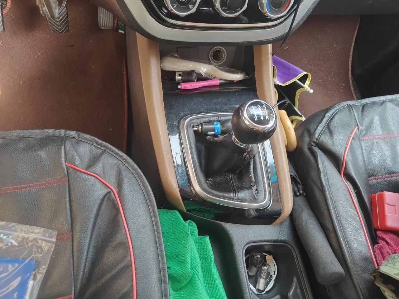 Jinbei F50 2017 1.6L Manual Economy Model — миниатюра 14