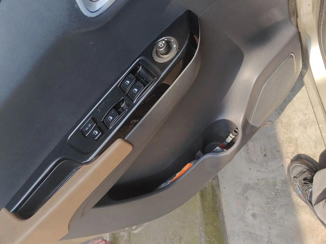 Jinbei F50 2017 1.6L Manual Economy Model — миниатюра 19