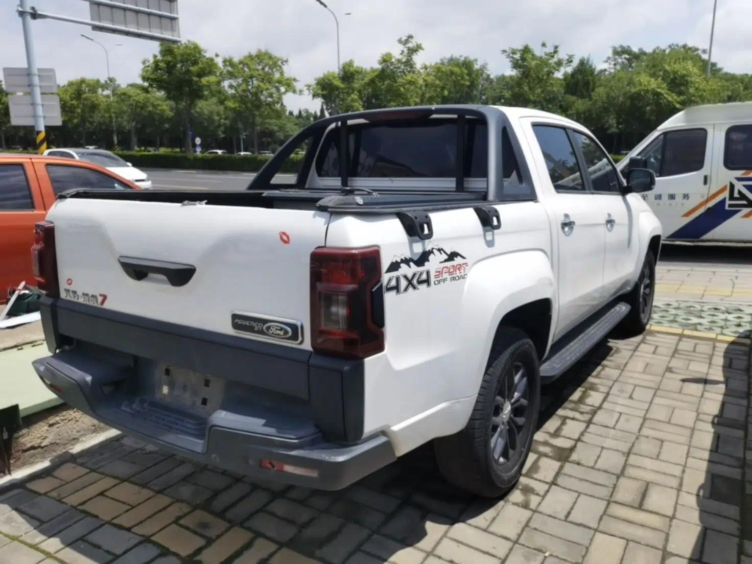 JMC Yuhu 7 2022 2.0T Manual Diesel 4x4 Comfort Version Standard Wheelbase — миниатюра 6