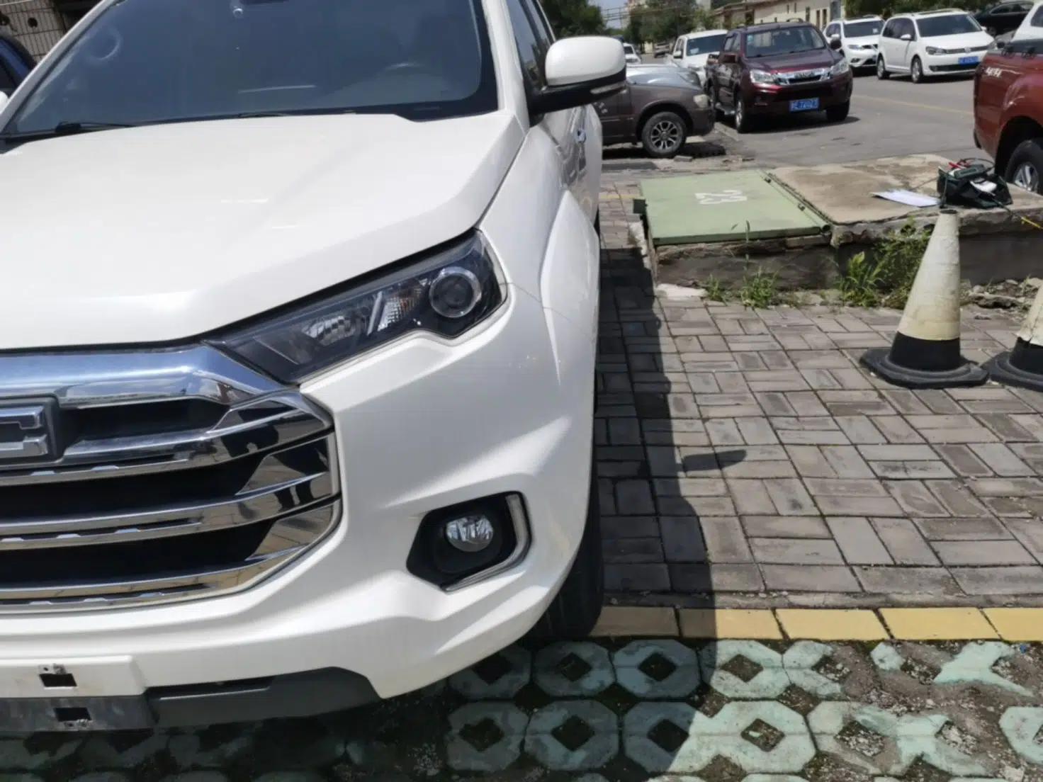 JMC Yuhu 7 2022 2.0T Manual Diesel 4x4 Comfort Version Standard Wheelbase — миниатюра 8
