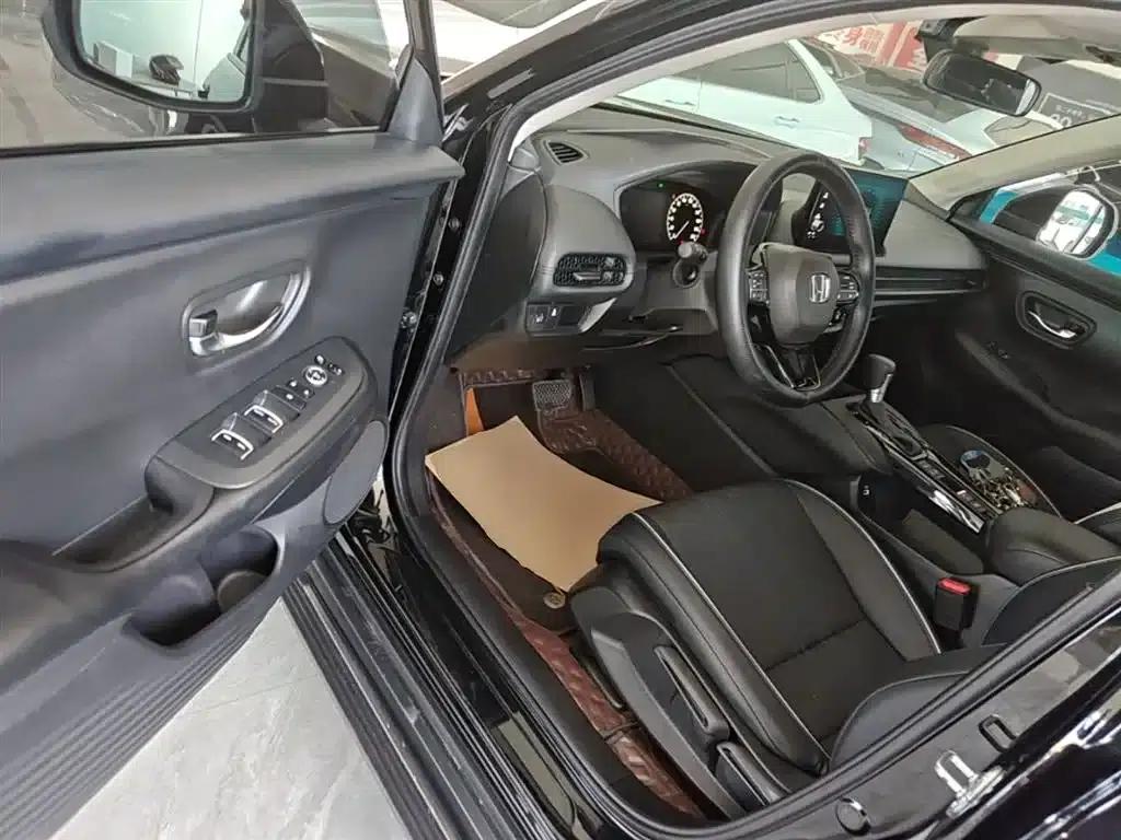 Honda HR-V 2023 240TURBO Sporty Edition — миниатюра 16