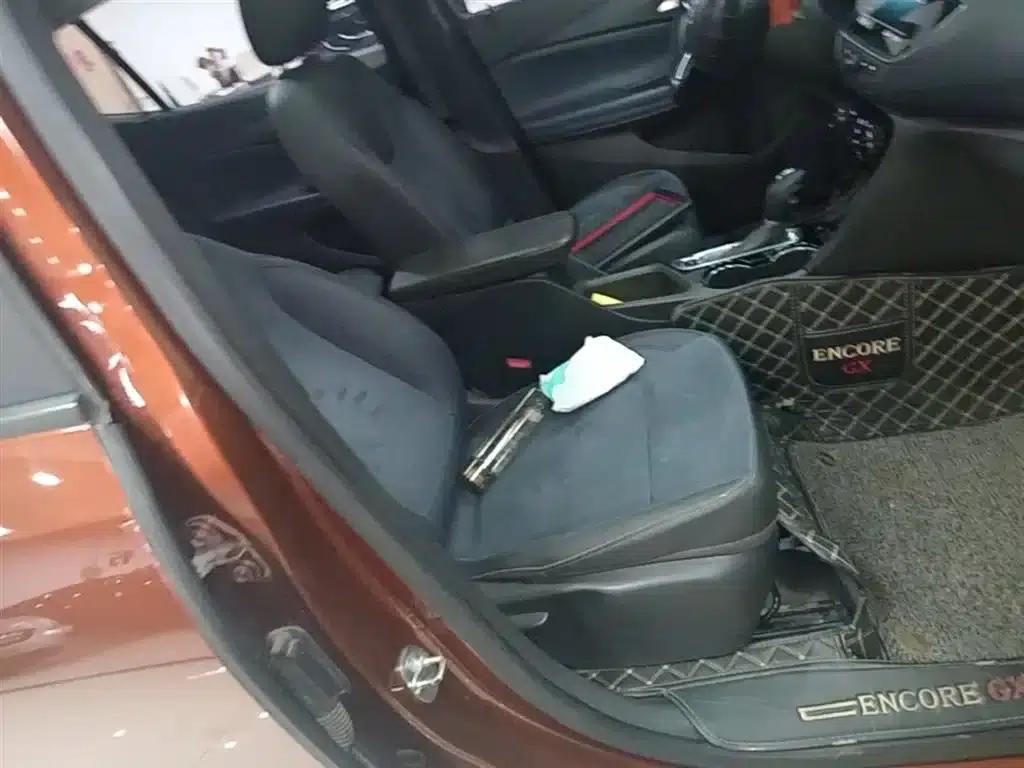 Encore GX 2020 20T CVT 2WD Luxury — миниатюра 25