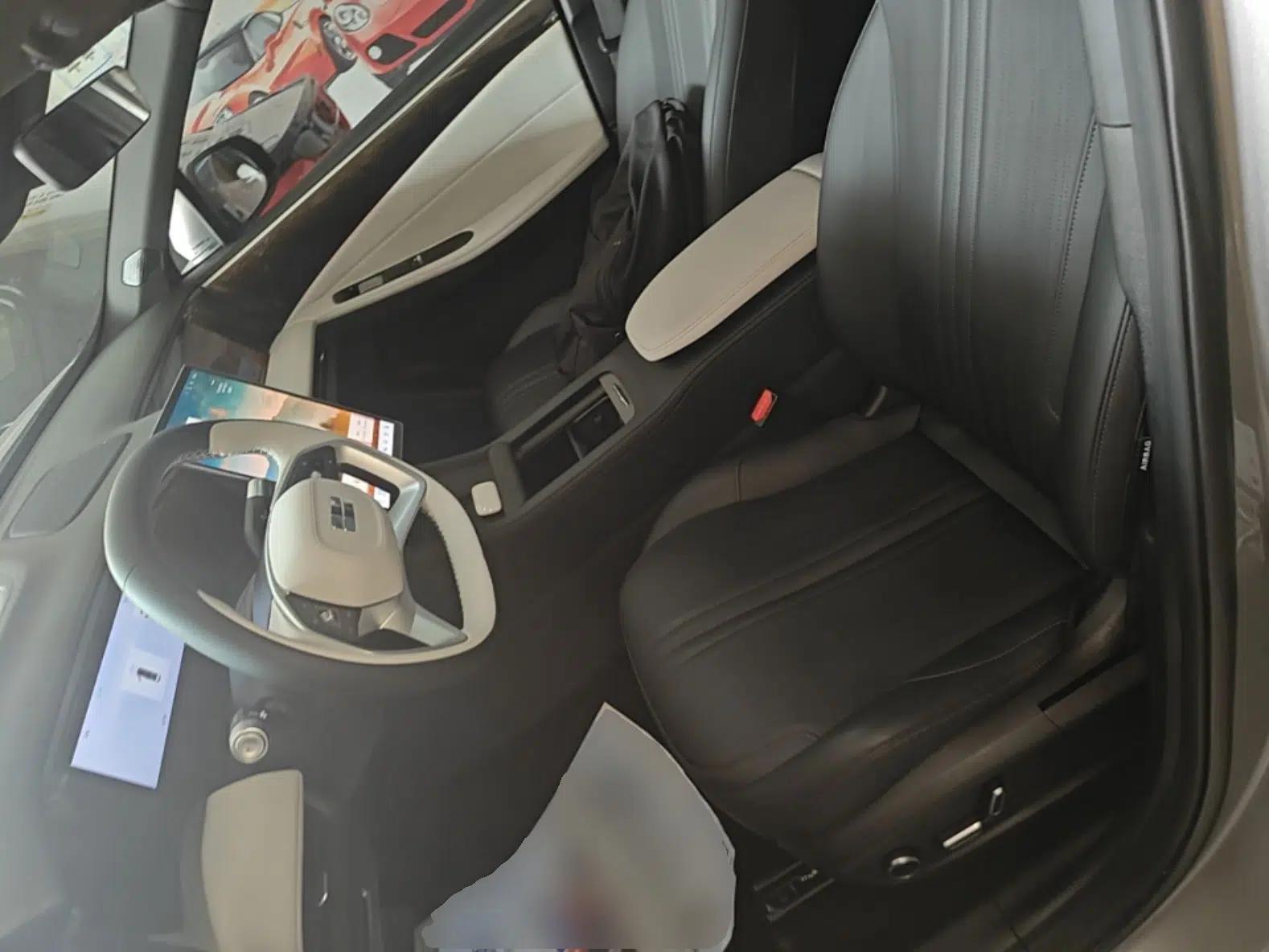 Geely Galaxy L7 2024 1.5T 115 km MAX Dragon Edition — миниатюра 17