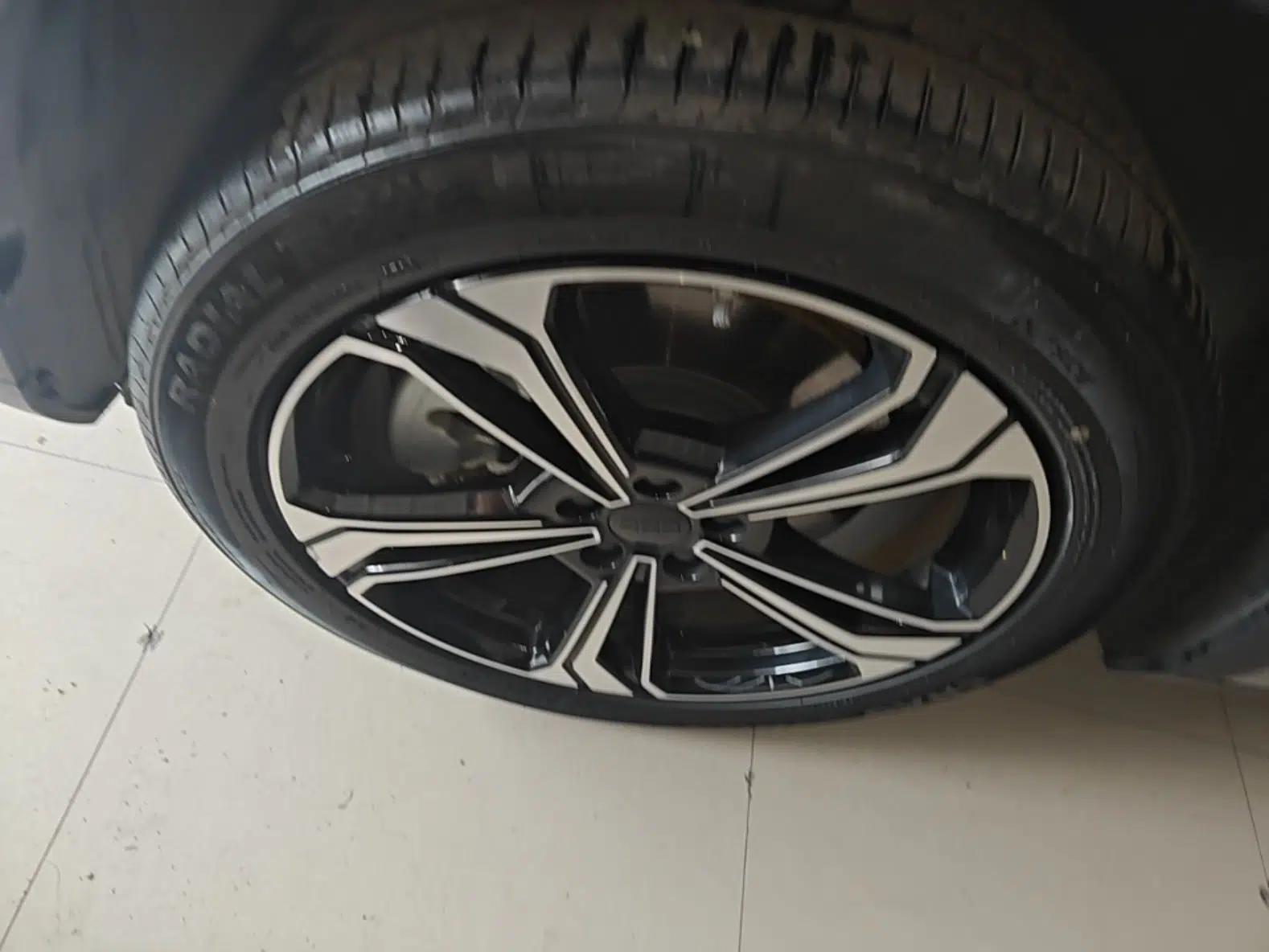 Geely Galaxy L7 2024 1.5T 115 km MAX Dragon Edition — миниатюра 10