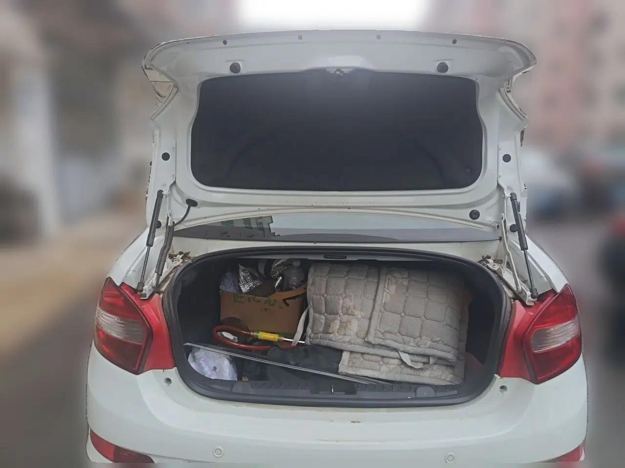 Cowin C3 2015 1.5L Manual Gold Diamond Edition — миниатюра 19