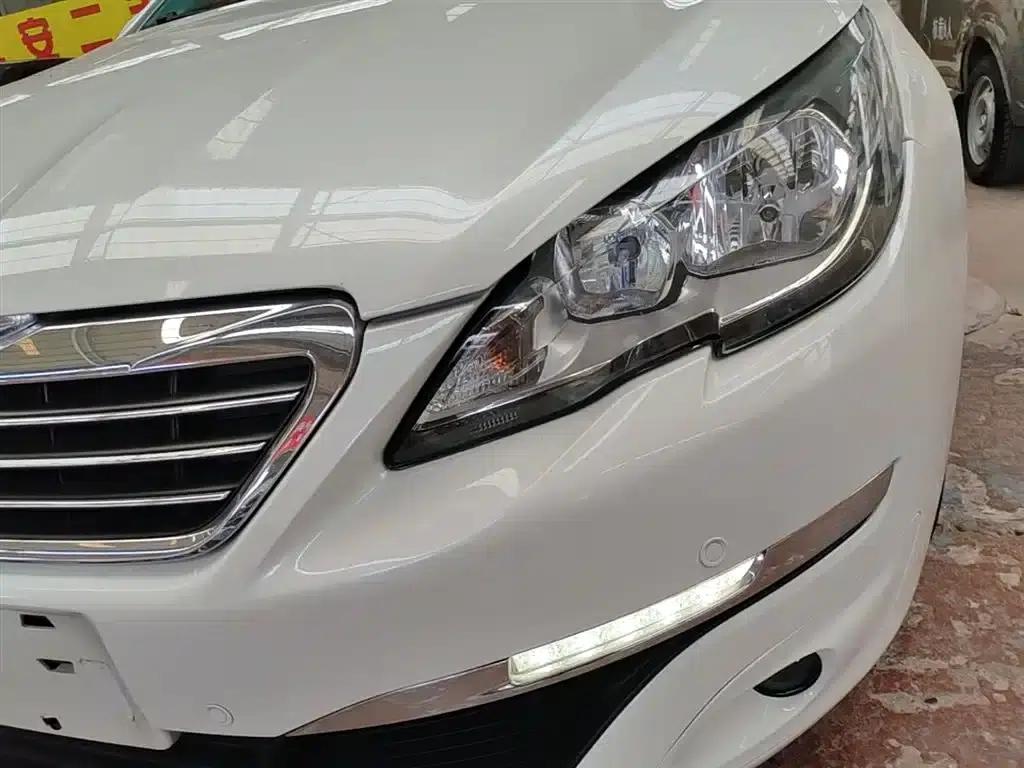 Peugeot 308S 2015 1.2T Automatic Sporty Edition — миниатюра 24