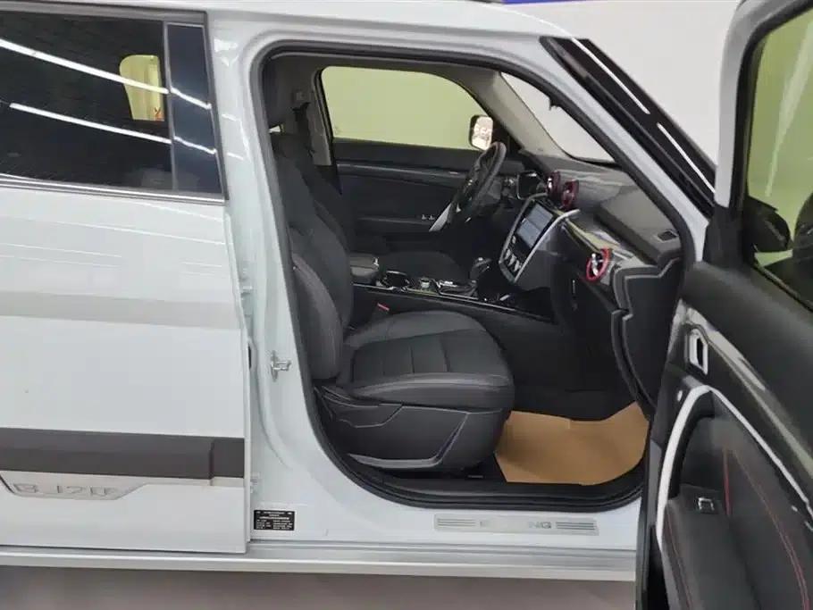 Beijing BJ20 2018 1.5T CVT Luxury Edition — миниатюра 8