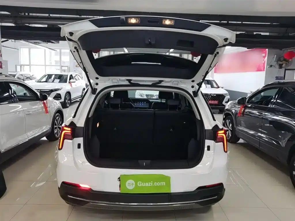 Bestune T55 2023 1.5T Automatic Leap Forward Edition — миниатюра 18