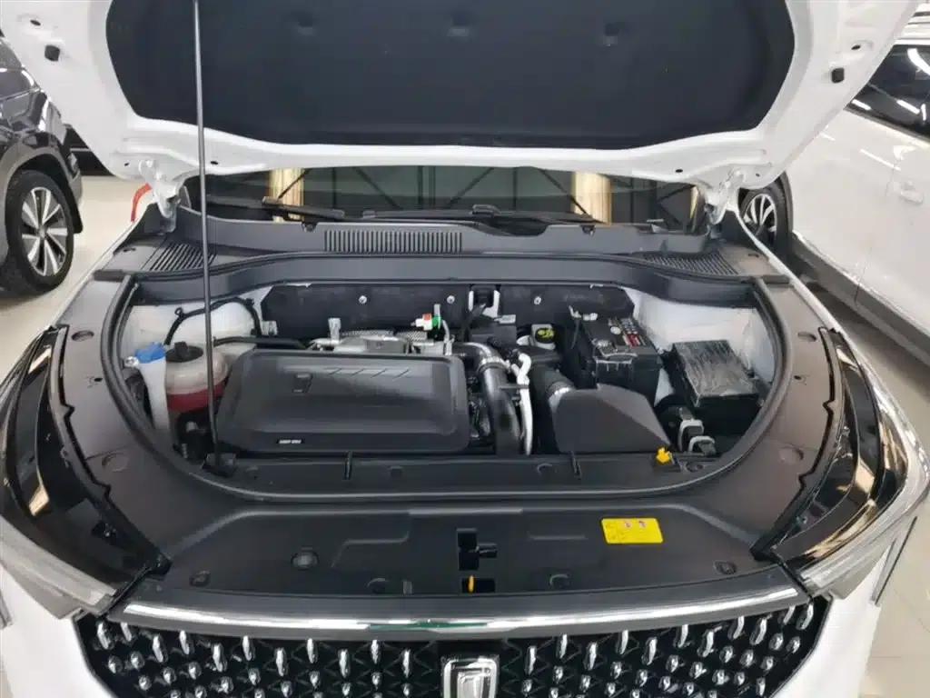 Bestune T55 2023 1.5T Automatic Leap Forward Edition — миниатюра 19