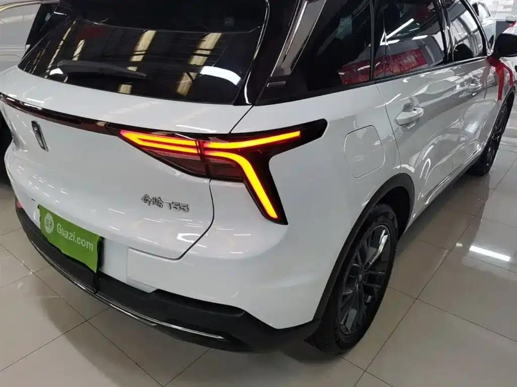Bestune T55 2023 1.5T Automatic Leap Forward Edition — миниатюра 7