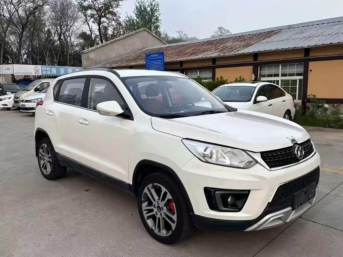 2016 Senova X35 1.5L Manual Deluxe Edition — миниатюра 3