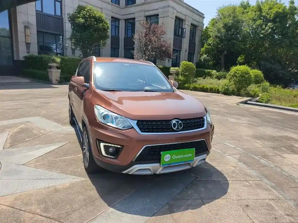 2016 Senova X35 1.5L Automatic Deluxe Edition — миниатюра 3