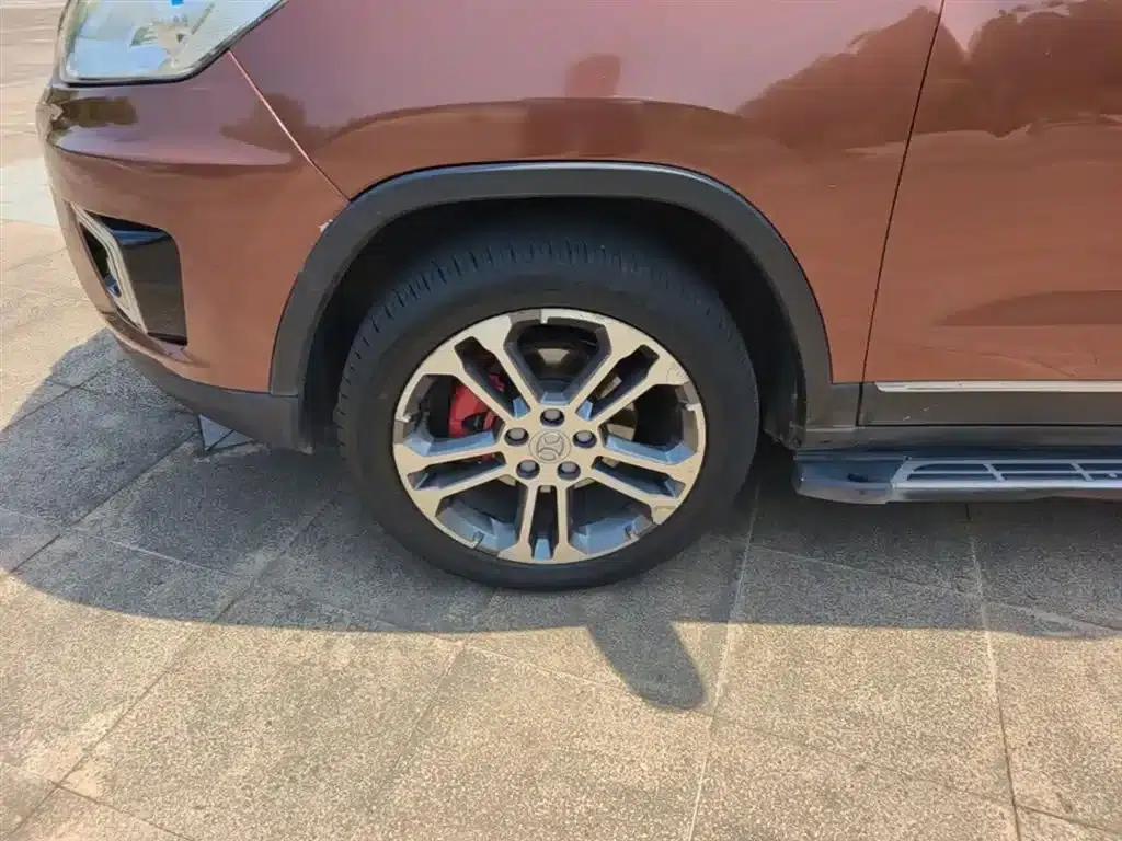 2016 Senova X35 1.5L Automatic Deluxe Edition — миниатюра 23