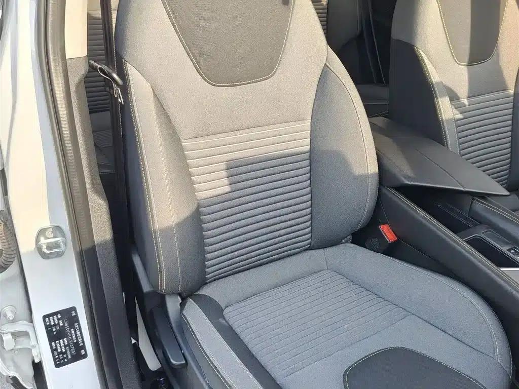 Beijing X3 2019 1.5L Manual Glory Edition — миниатюра 11