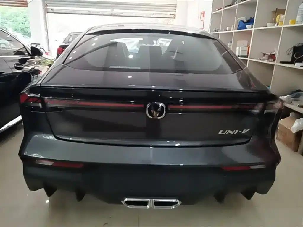 Changan UNI-V Smart Electric iDD 2024 Model Blue Whale Smart Electric iDD 136km Premium Edition — миниатюра 6