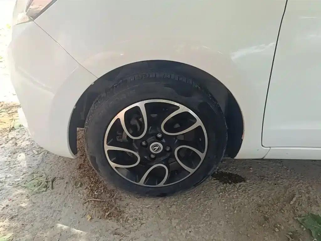 Benben 2015 1.4L IMT Deluxe Edition (National V Emission Standard) — миниатюра 23