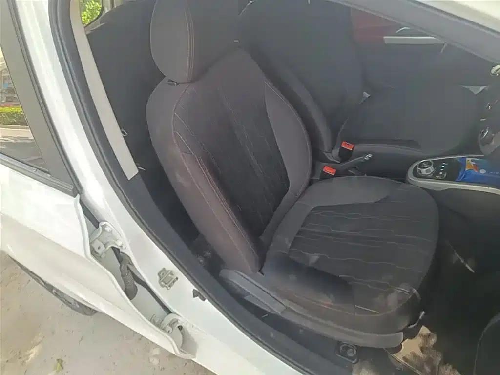 Benben 2015 1.4L IMT Deluxe Edition (National V Emission Standard) — миниатюра 25
