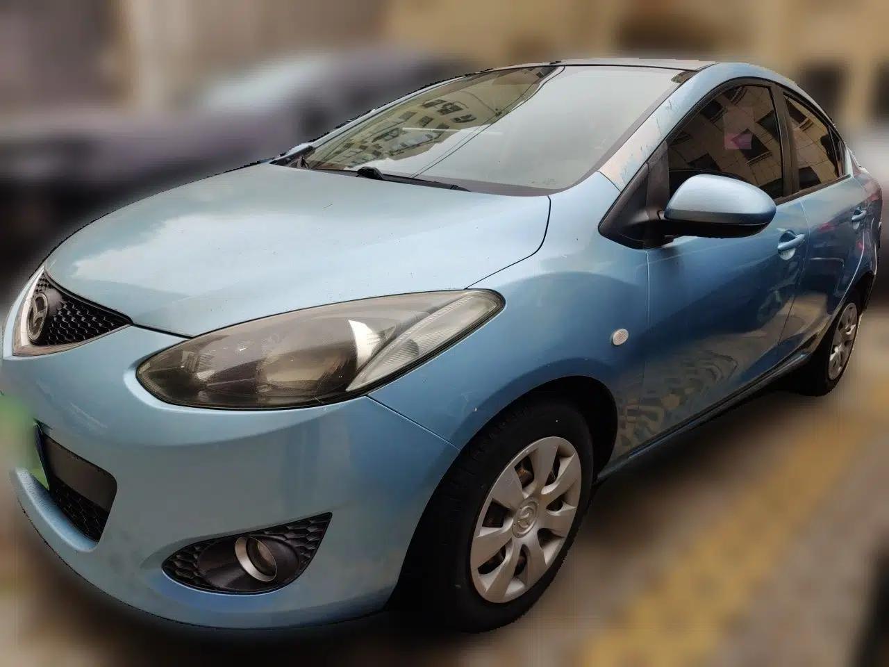 Mazda 2 2008 1.3L Automatic Standard Edition — миниатюра 1
