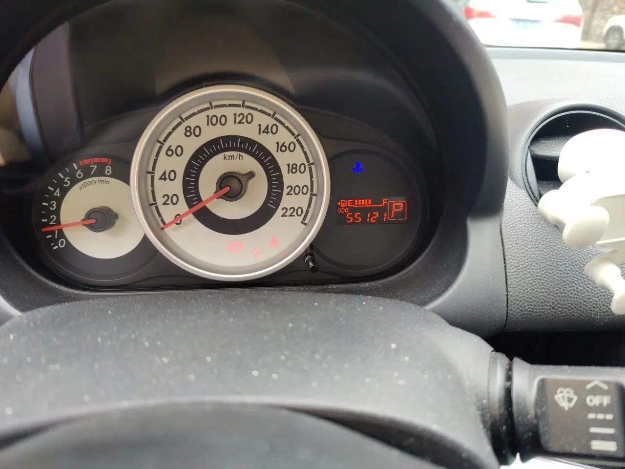 Mazda 2 2008 1.3L Automatic Standard Edition — миниатюра 12