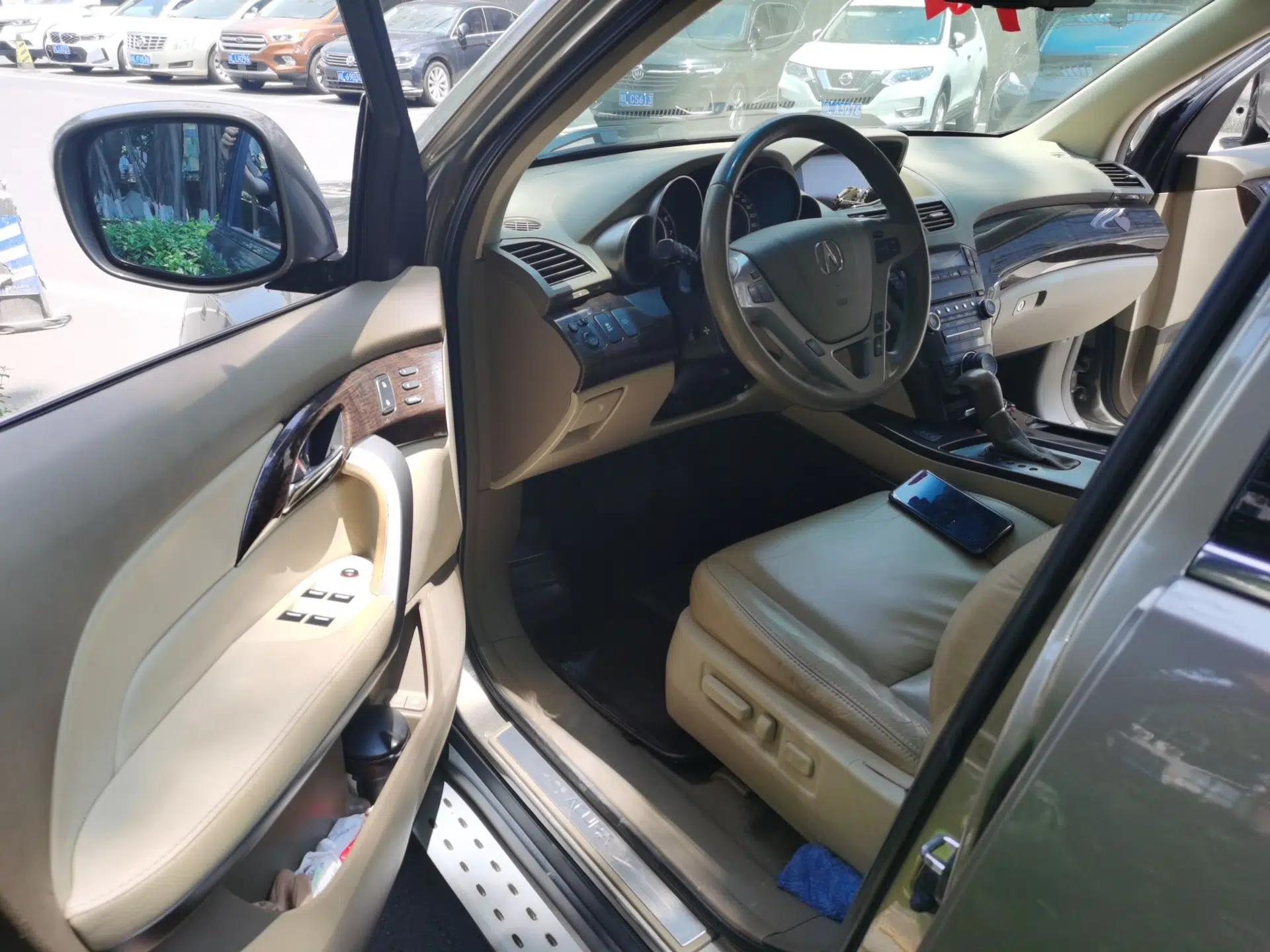 Acura MDX 2011 3.7 Standard Deluxe Sport Edition — миниатюра 16