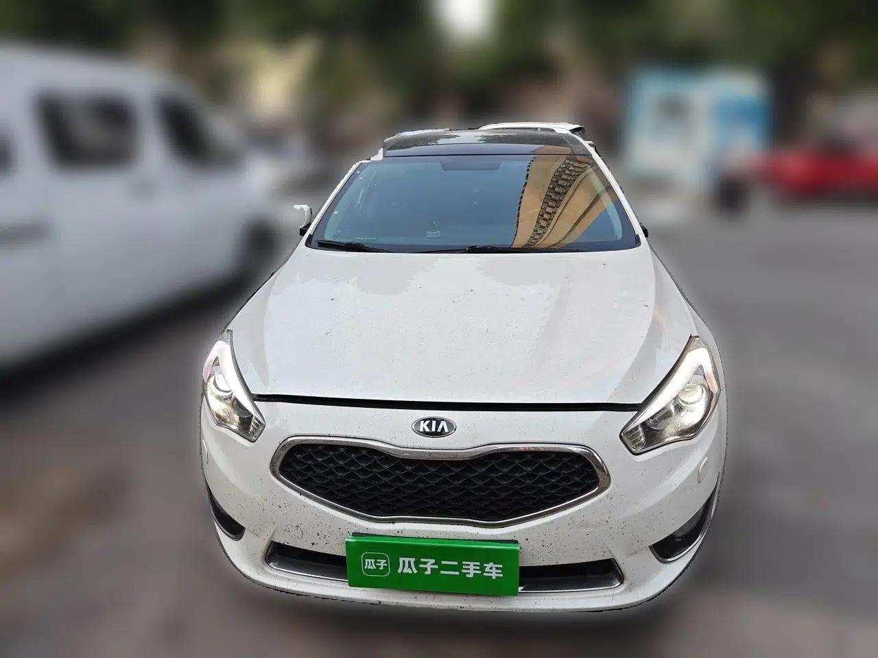 Kia Cadenza 2013 2.4L Elite Model China IV Standard — миниатюра 2