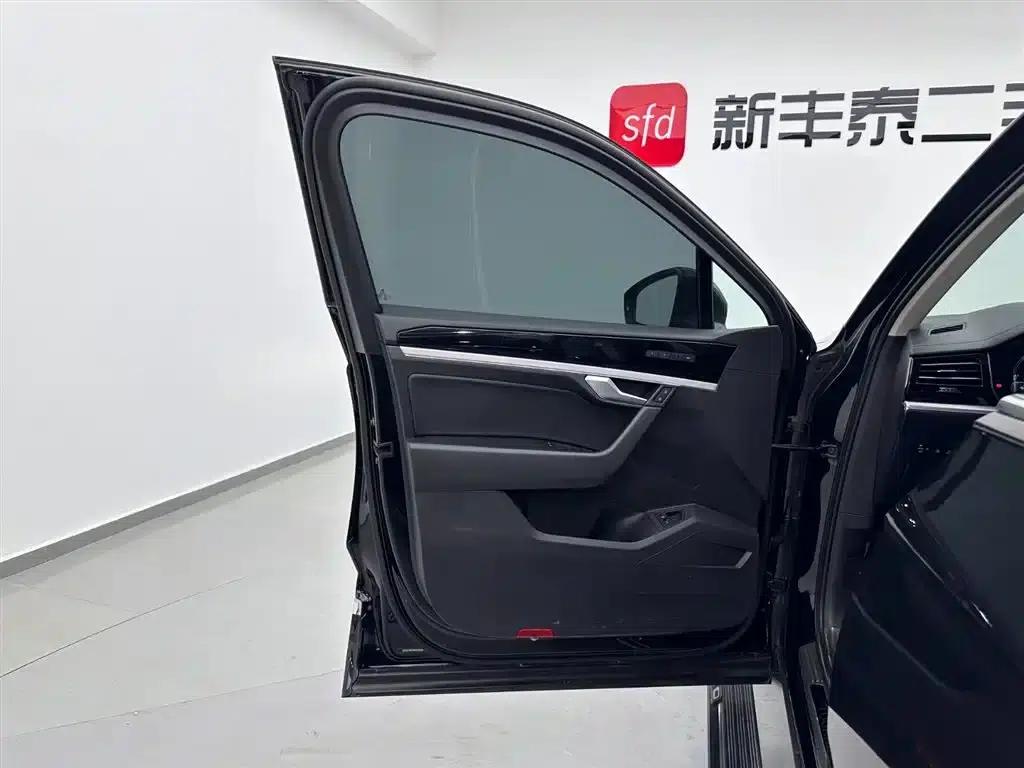 Touareg eHybrid 2021 — миниатюра 8