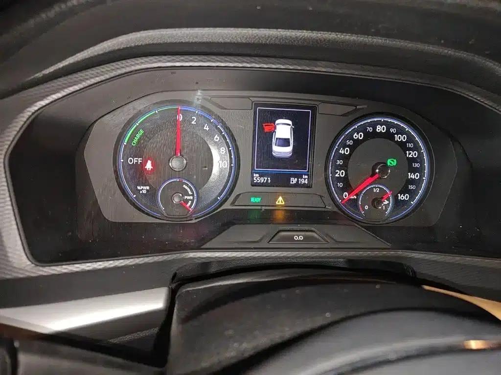 2019 Volkswagen Lavida EV Premium Edition — миниатюра 5