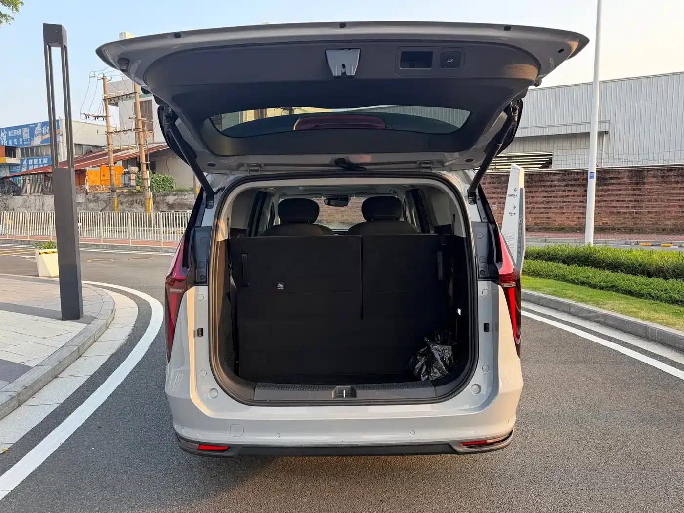 Maxus G70 2024 2.0T Automatic Flagship Edition 7-Seater — миниатюра 11