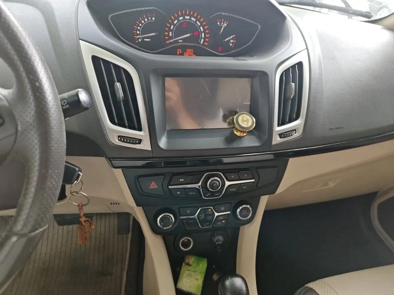 Chery Arrizo M7 2015 2.0L CVT Comfort Edition 232 Seats — миниатюра 13
