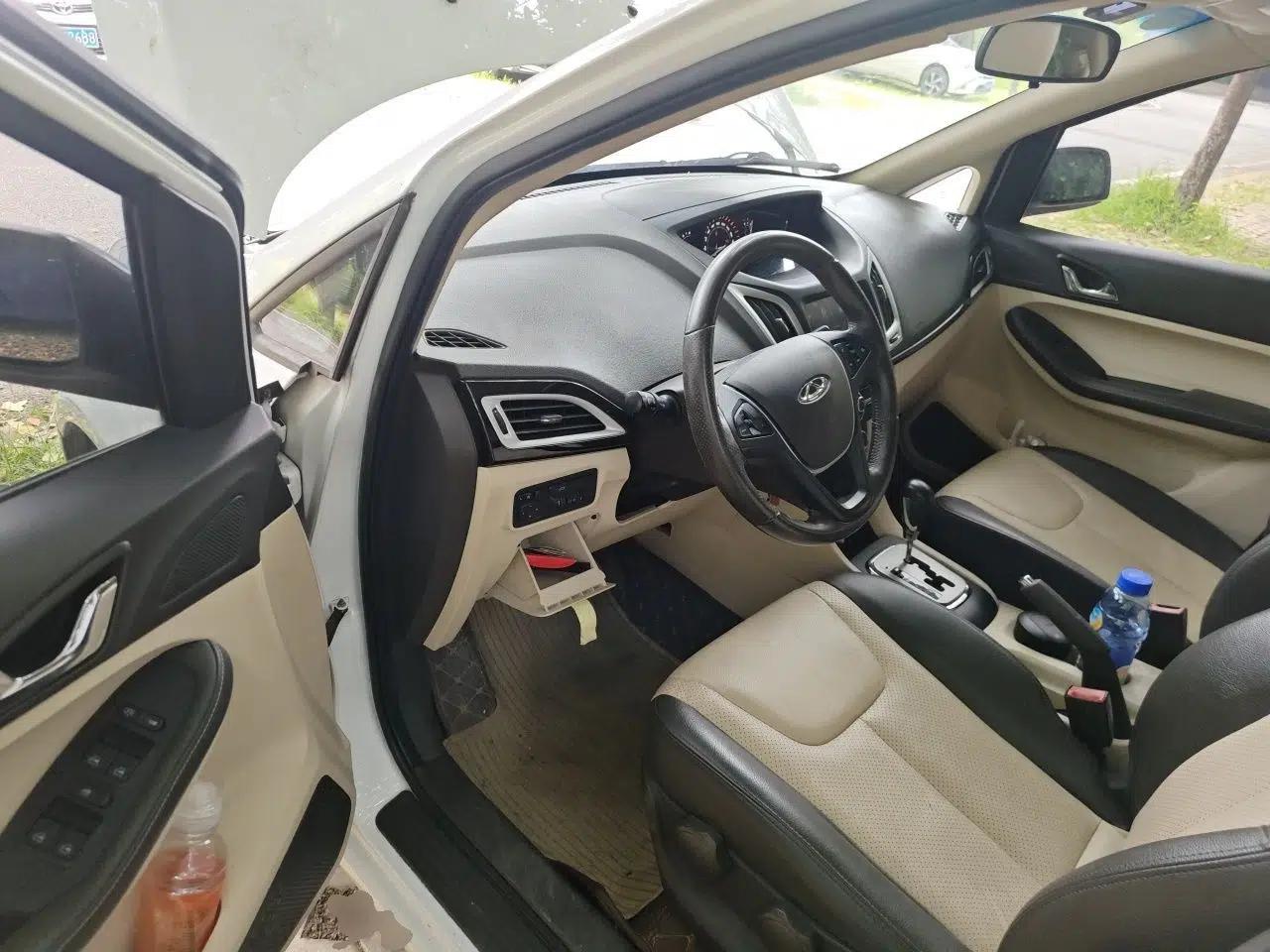 Chery Arrizo M7 2015 2.0L CVT Comfort Edition 232 Seats — миниатюра 16