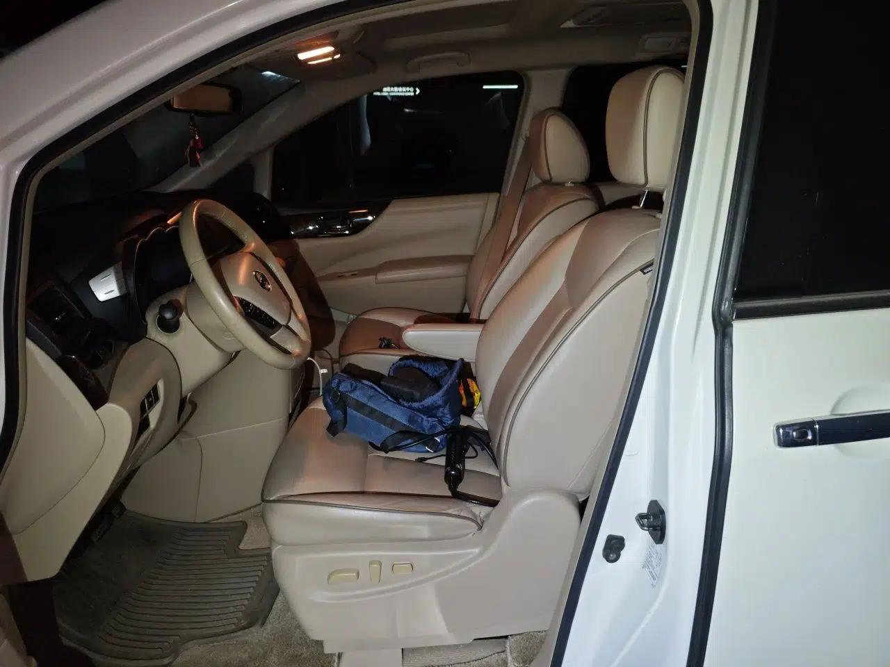 Nissan Quest 2015 3.5L SL — миниатюра 15