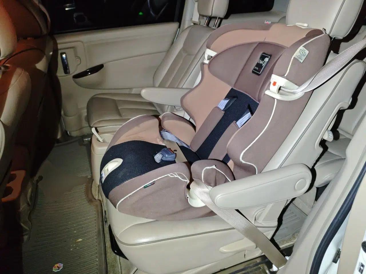 Nissan Quest 2015 3.5L SL — миниатюра 17