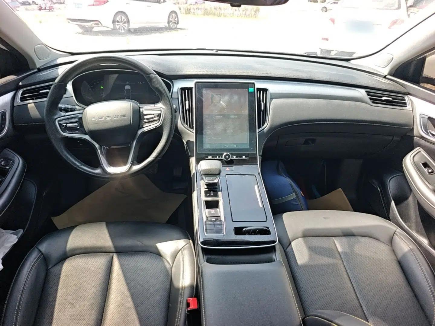 Roewe i6 MAX New Energy 2022 EV 500 Grand Touring Edition with Sunroof — миниатюра 12