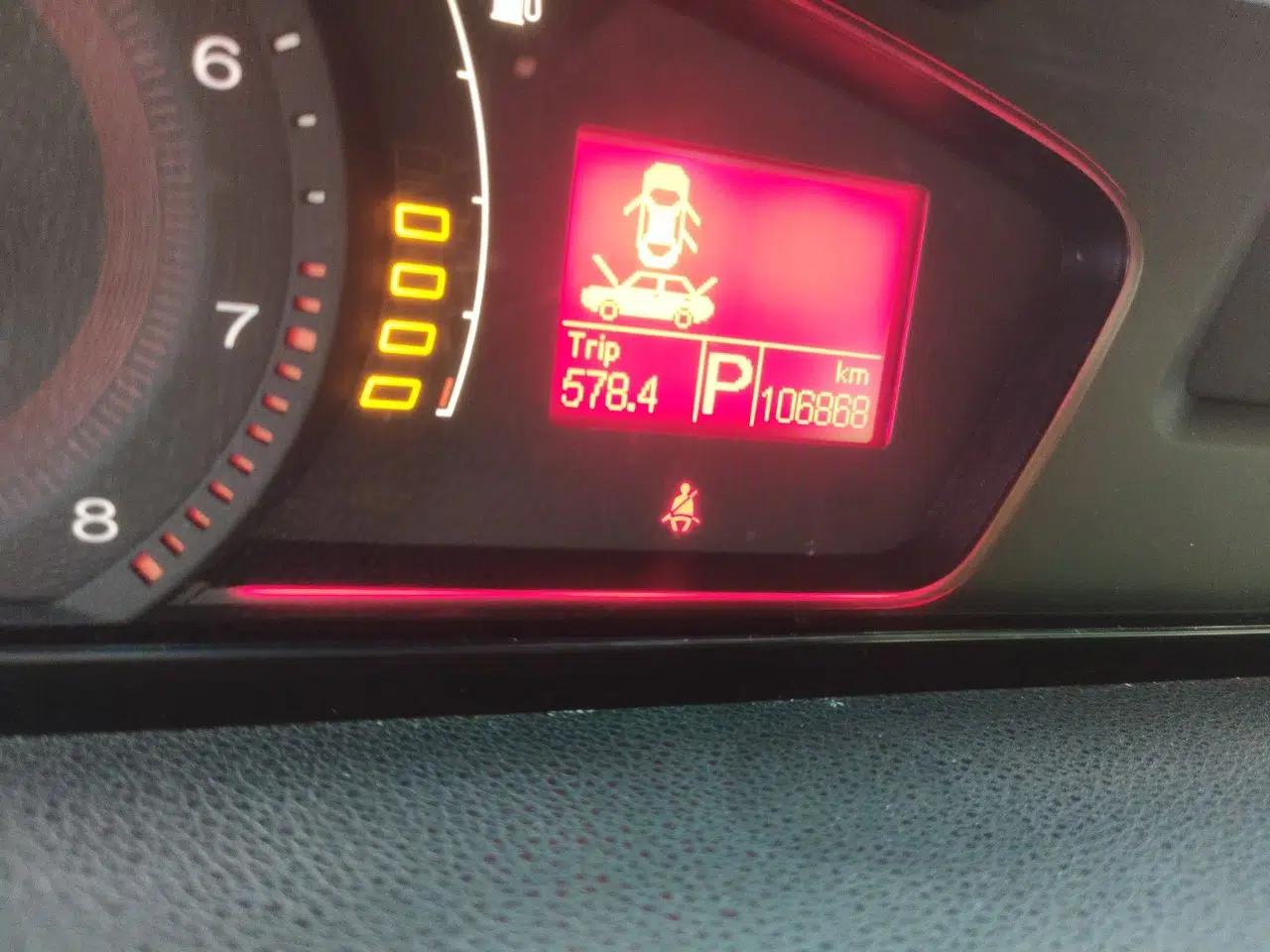 Roewe 550 2012 550 1.8L Automatic Value Edition — миниатюра 12