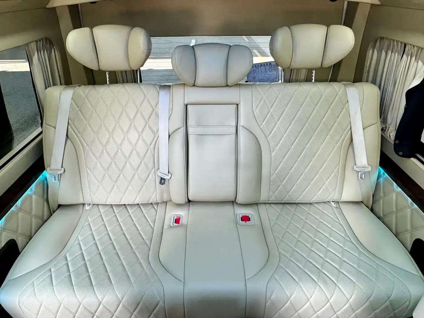 2022 HIACE 3.5L Automatic — миниатюра 15